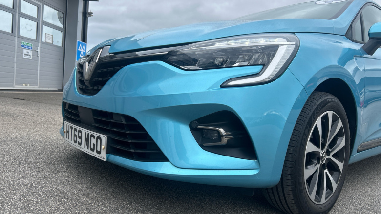 Renault Clio 1.0 TCe 100 Iconic 5dr Petrol Hatchback